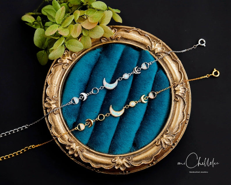 Aura Opal Crescent Moon Phase Strand — 18K Gold & 925 Sterling Silver Bracelet
