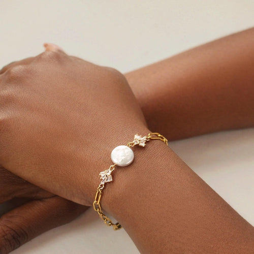 Aura Art Deco Pearl Strand — 18K Gold Plated Geometric Bridal Bracelet