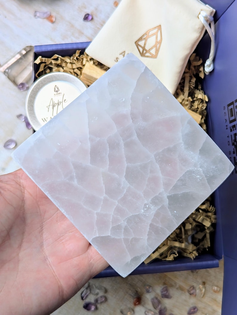 Aura Polished Selenite Charging Bowl — Crown Chakra Crystal Cleansing Vessel