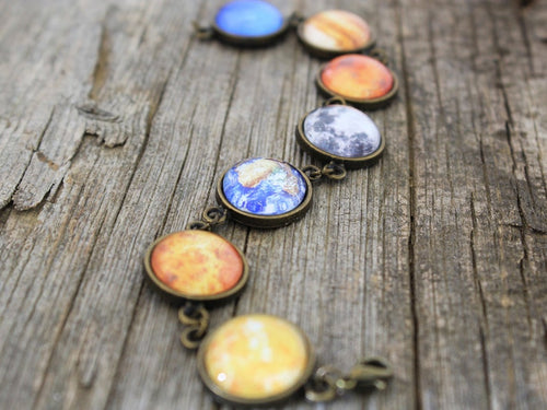 Aura Cosmic Cabochon Bracelet — Bronze Solar System Planet Strand