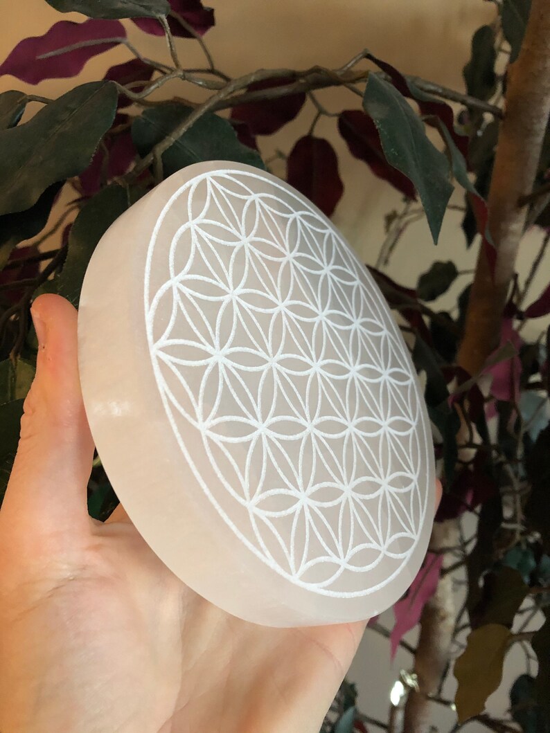 Aura Flower of Life Selenite Charging Plate — Sacred Geometry Altar Cleansing Slab