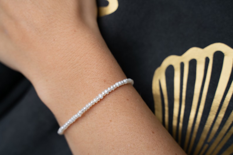 Aura Waterproof Petite Pearl Strand — 18K Gold PVD & Stainless Steel Freshwater Pearl Bracelet