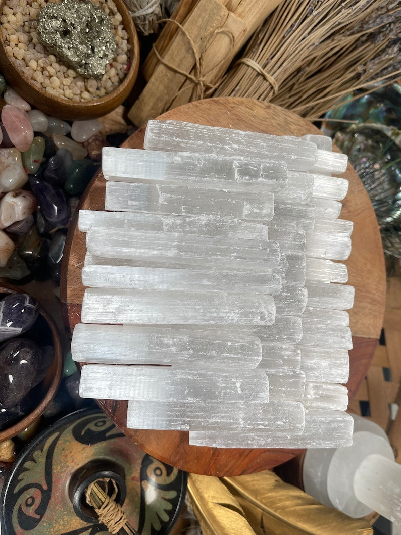 Aura Raw Selenite Cleansing Wands (4-Inch) — Crown Chakra Energy Clearing Columns