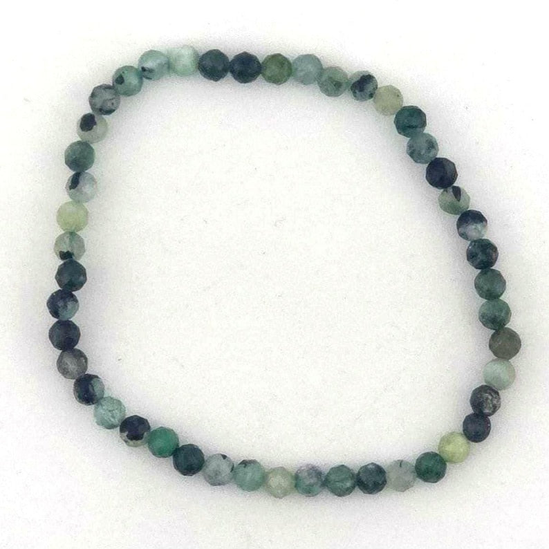Aura Heart Wisdom Strand — Zambian Emerald Minimalist Bracelet