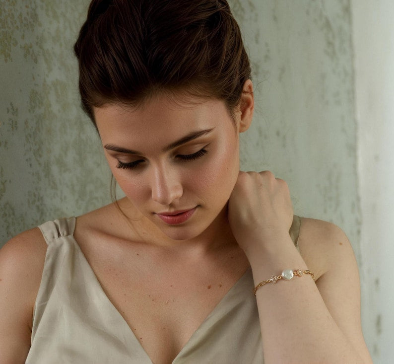 Aura Art Deco Pearl Strand — 18K Gold Plated Geometric Bridal Bracelet
