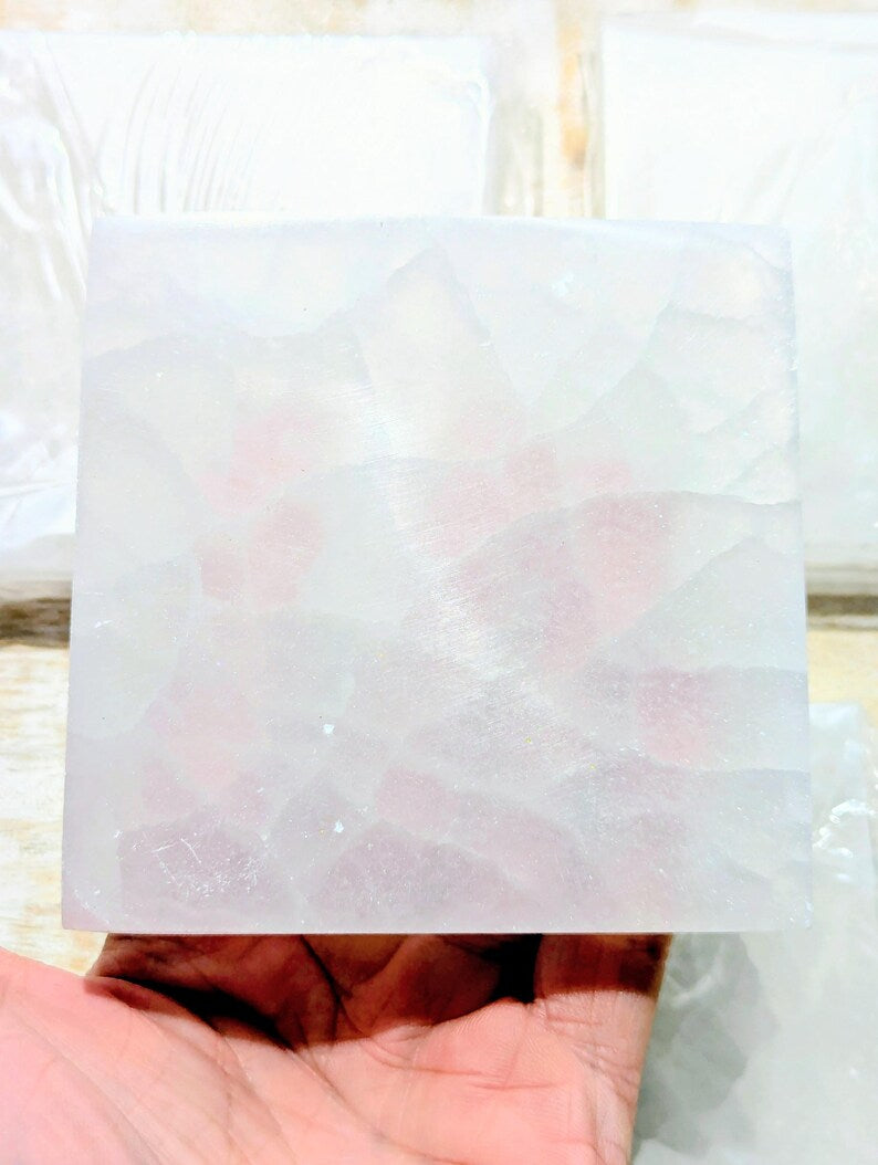 Aura Polished Selenite Charging Bowl — Crown Chakra Crystal Cleansing Vessel