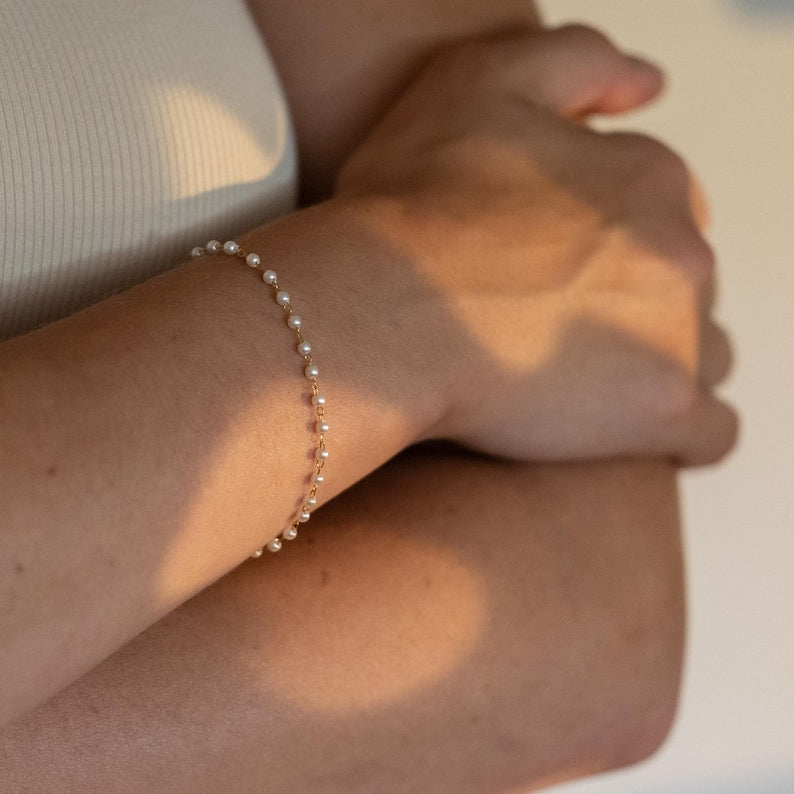 Dainty Luminous Pearl Bead Bracelet — Pure Bridal Aura