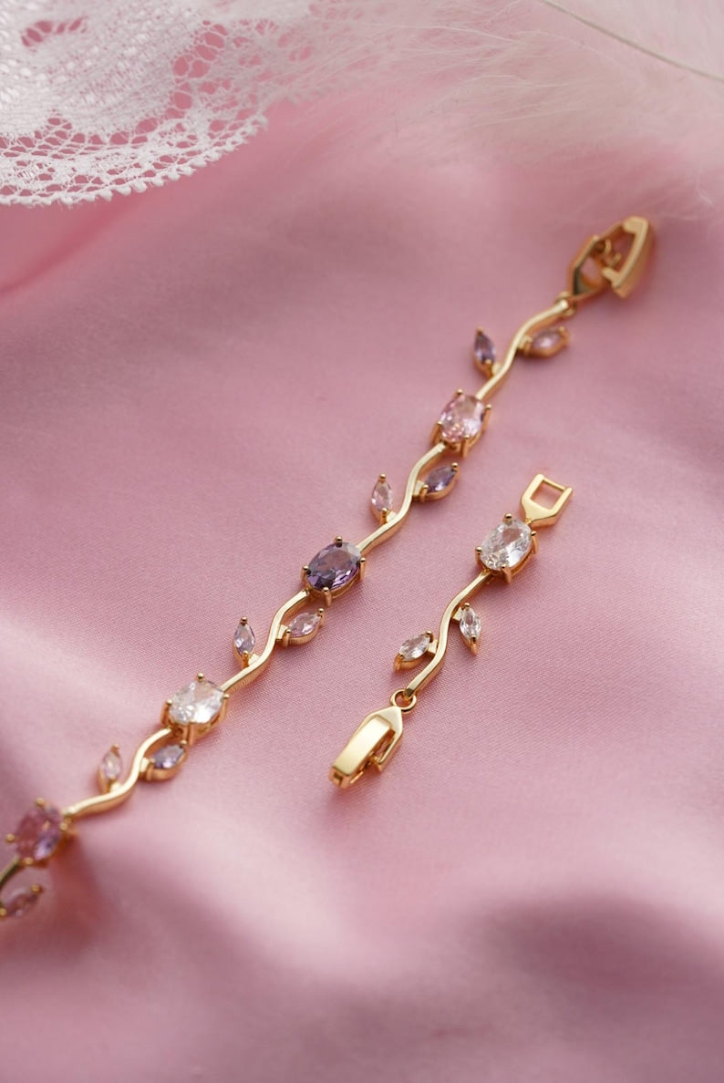 Aura Pastel Tulip Branch Strand — 18K Gold Plated Fairytale Floral Bracelet