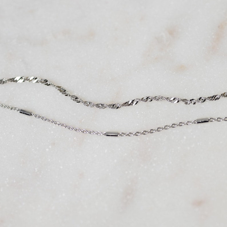 Dainty Twin Chain Bracelet Set — Minimalist Light & Twist Strands