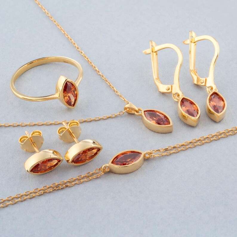 Aura Marquise Citrine Chain — 14K & 10K Solid Gold Bracelet