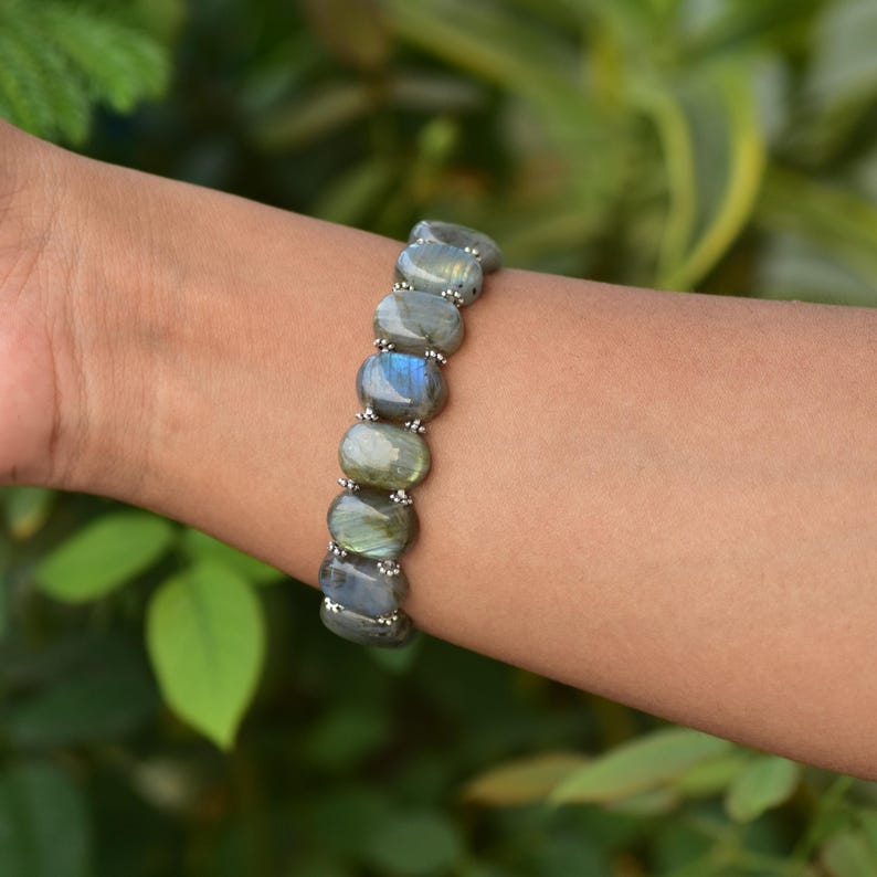 Aura Shadow Work Protection Strand — Labradorite, Obsidian & Howlite (Queue #21)