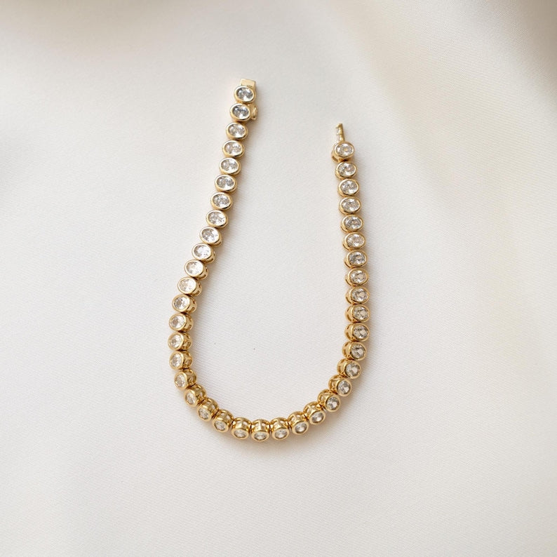 Aura Bezel Oval Tennis Strand — 14K Gold & Rhodium Plated Solitaire Bracelet