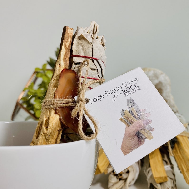 Aura Sacred Smudge & Gemstone Harmony Bundle — Sacred Smudge & Assorted Crystals Set