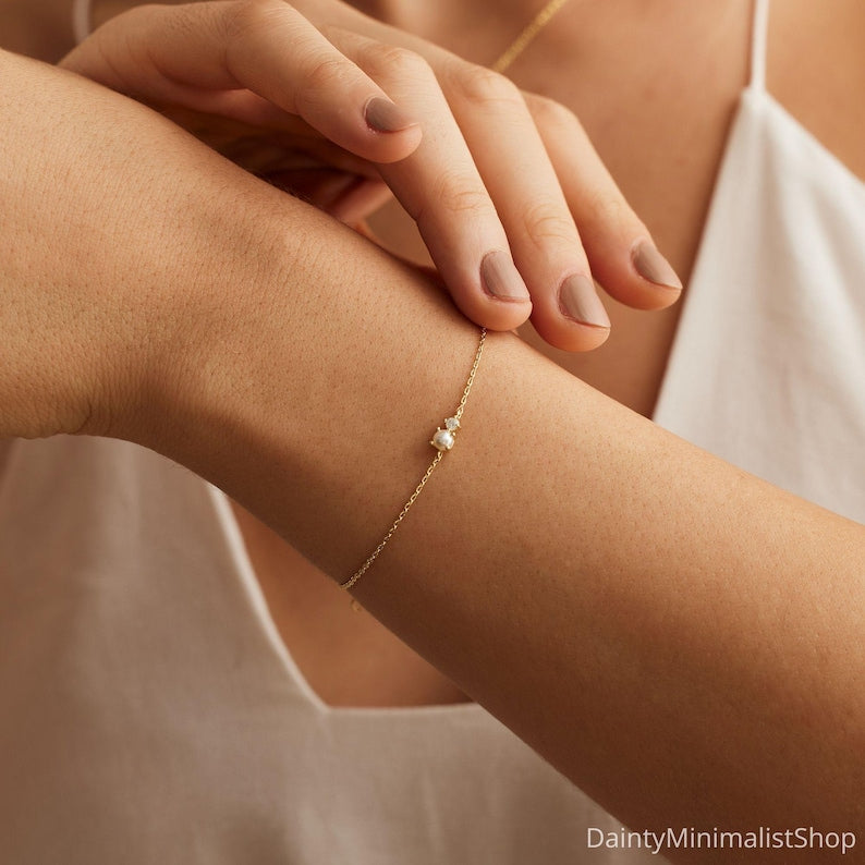 Aura Minimalist Pearl & Diamond Strand — 14K Gold Plated Bridal Bracelet