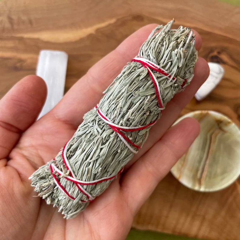 Aura New Beginnings Ritual Kit — Sacred Sage & Gemstone Cleansing Set