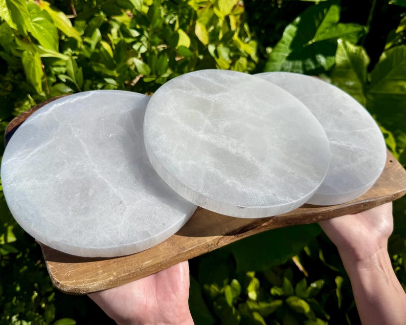 Aura Polished Circle Selenite Plate — Minimalist Altar Cleansing Slab