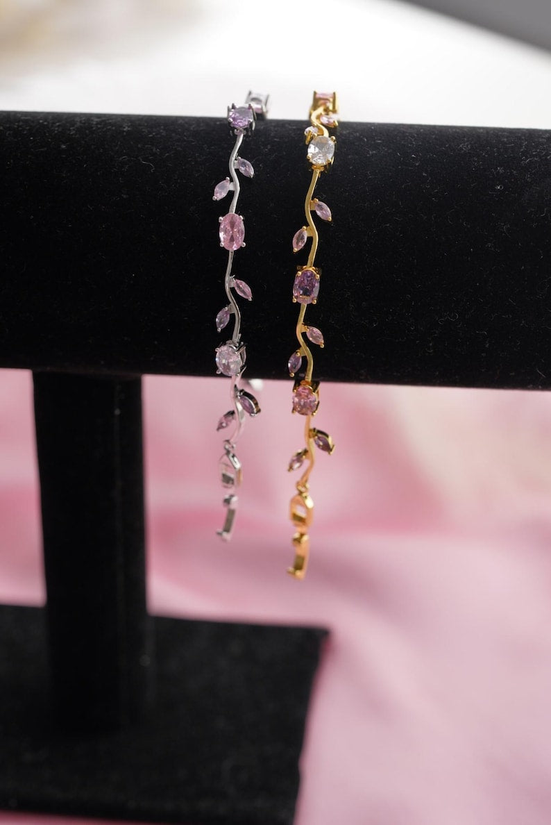 Aura Pastel Tulip Branch Strand — 18K Gold Plated Fairytale Floral Bracelet