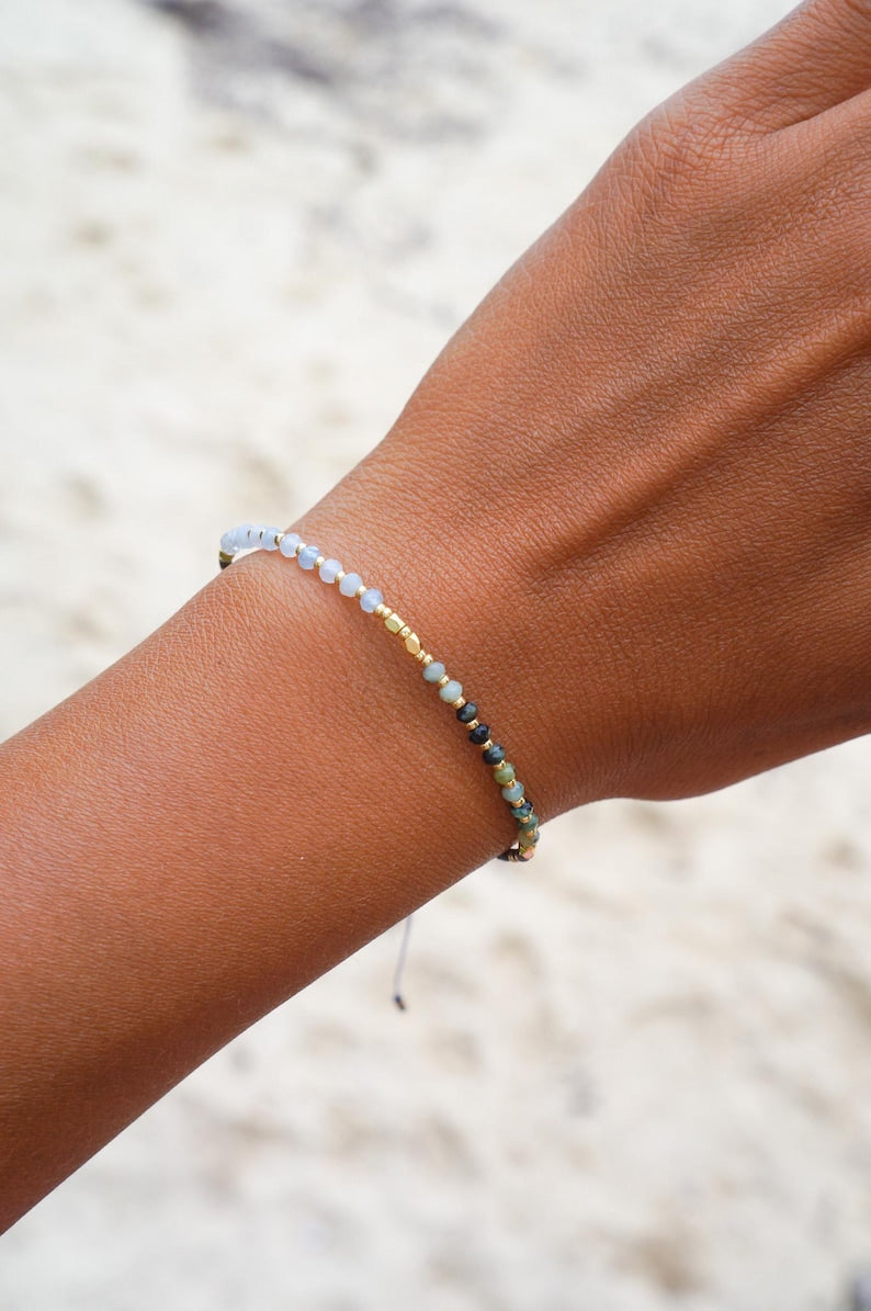 Ocean Pearl Surfer Bracelet — Green Glass Aura