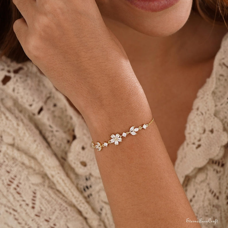 Dainty Blossom Flower Bracelet — Radiant Crystal Aura